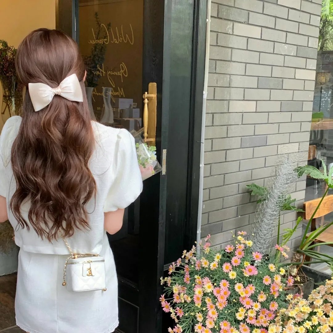 砍柴姑娘